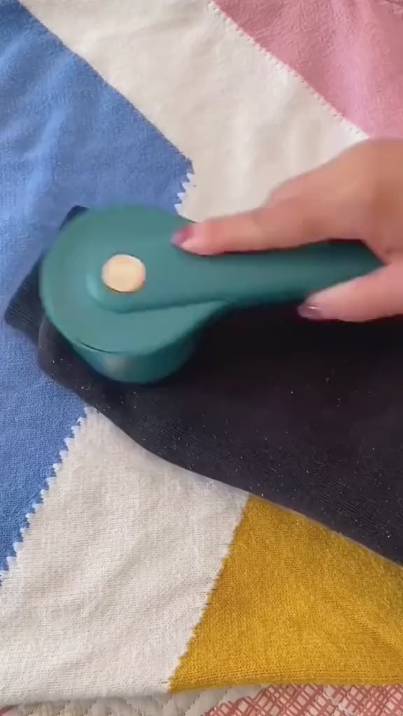 FreshWear™ Fabric Shaver